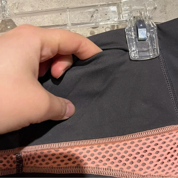 VSX Victoria’s Secret Sport Knockout Tight Grey Pink Size M Pocket - Picture 7 of 10